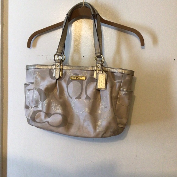 Coach Factory handbag - Picture 3 of 8